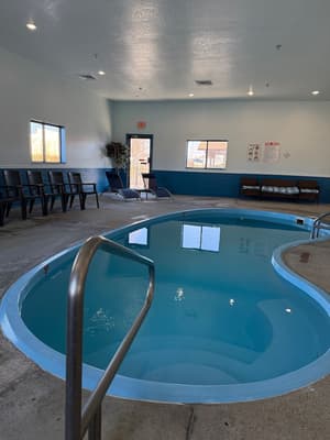 thumbnail: Pool