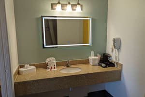 thumbnail: Bathroom