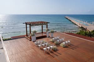 thumbnail: Outdoor wedding area