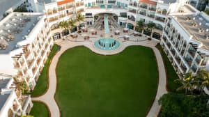 thumbnail: Exterior