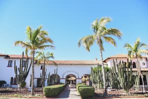 thumbnail: Front of property
