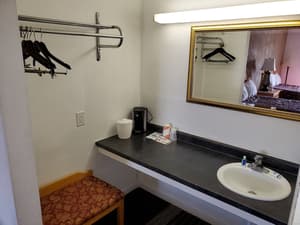 thumbnail: Bathroom sink