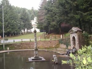 thumbnail: Property grounds
