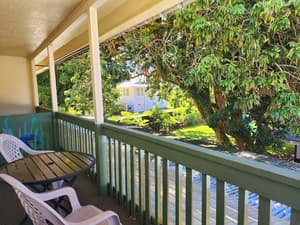 thumbnail: Balcony