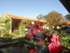 thumbnail: Exterior