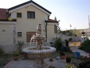 thumbnail: General view