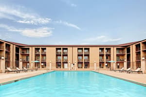 thumbnail: Exterior