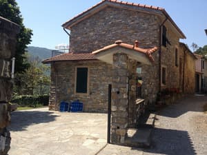thumbnail: Exterior