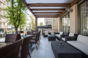 thumbnail: Terrace/patio