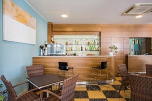 thumbnail: Bar (on property)