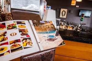thumbnail: Restaurant