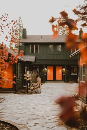 thumbnail: Front of property