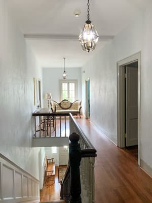 thumbnail: Interior