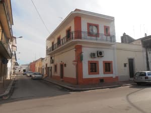 thumbnail: Front of property
