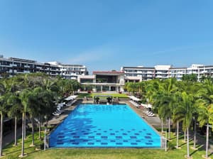 thumbnail: Front of property