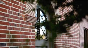 thumbnail: Front of property
