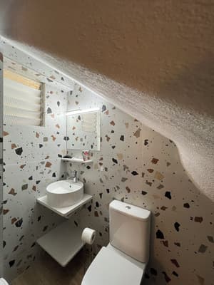thumbnail: Bathroom