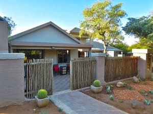 thumbnail: Exterior
