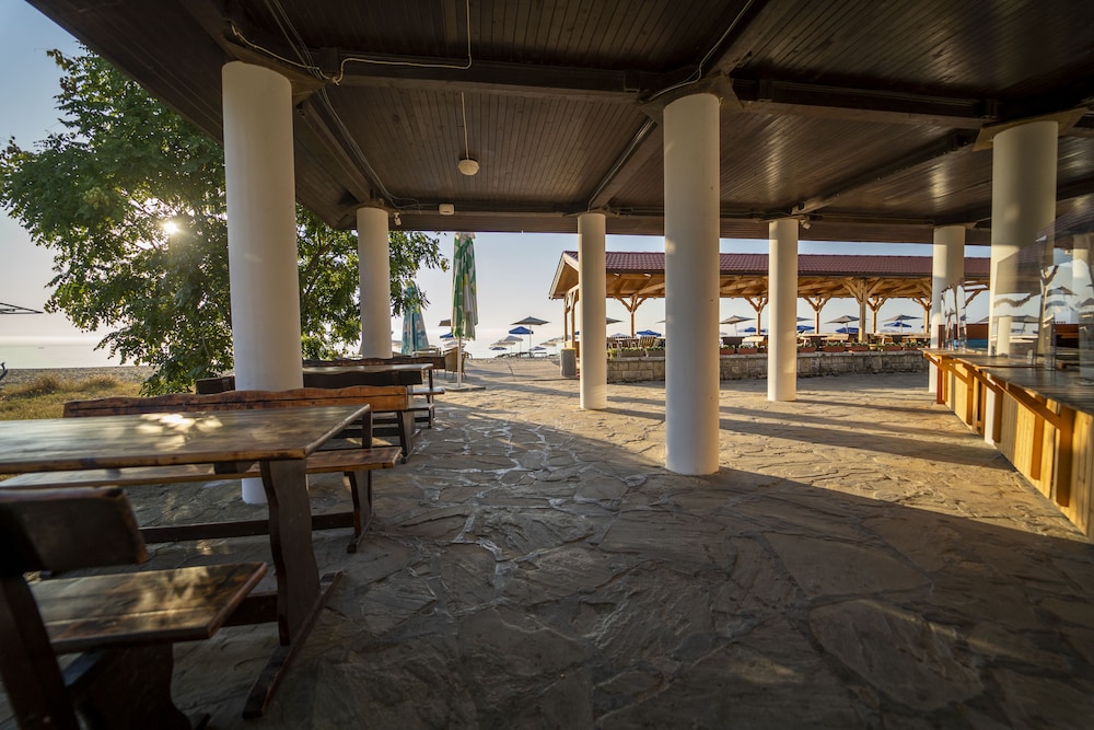 Beach bar