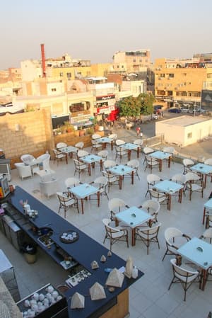 thumbnail: Restaurant