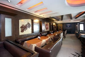 thumbnail: Lounge