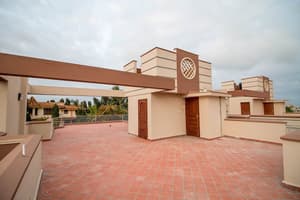 thumbnail: Exterior