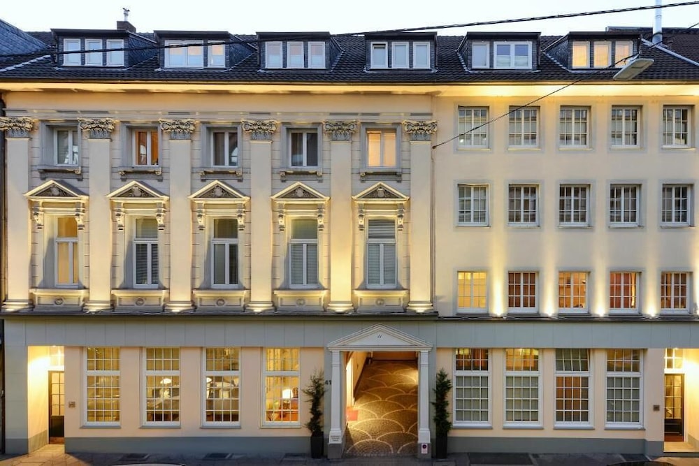 Primary image