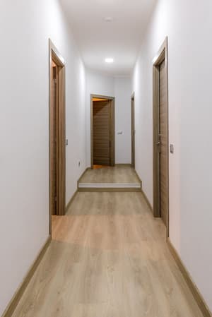 thumbnail: Hallway