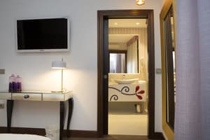 thumbnail: Room