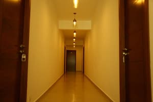 thumbnail: Hallway