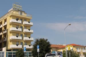 thumbnail: General view