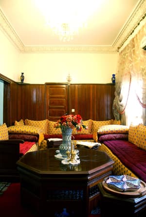 thumbnail: Lobby sitting area