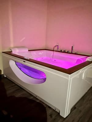 thumbnail: Private spa tub