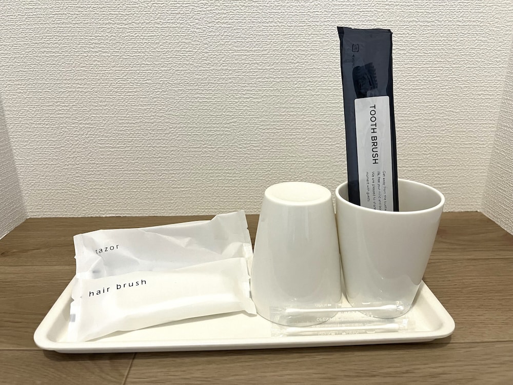 Bathroom amenities