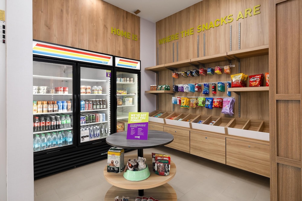 Snack bar