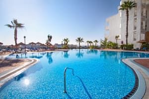 thumbnail: Outdoor pool