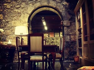 thumbnail: Dining