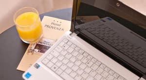 thumbnail: In-room business center