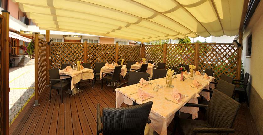 Restaurant-cafeteria