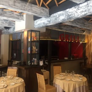 thumbnail: Restaurant