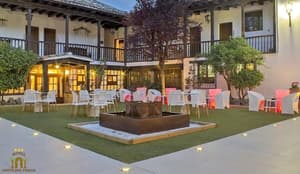 thumbnail: Courtyard