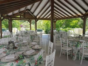 thumbnail: Outdoor banquet area