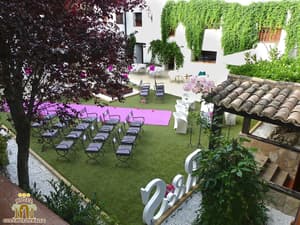 thumbnail: Outdoor banquet area
