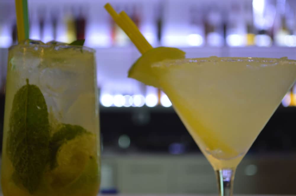Poolside bar