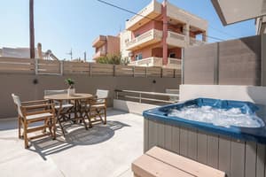 thumbnail: Terrace/patio