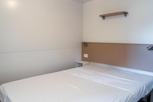 386350043.jpg