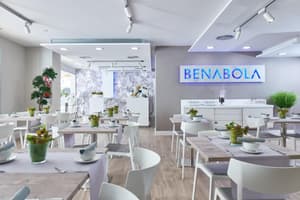 thumbnail: Restaurant-cafeteria