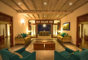 thumbnail: Interior