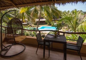 thumbnail: Balcony
