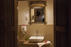 thumbnail: Bathroom sink